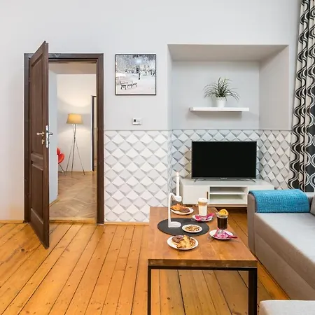 Old Town Appartement *